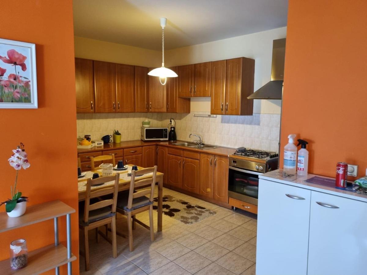 Tudor Apartman Szeged Extérieur photo